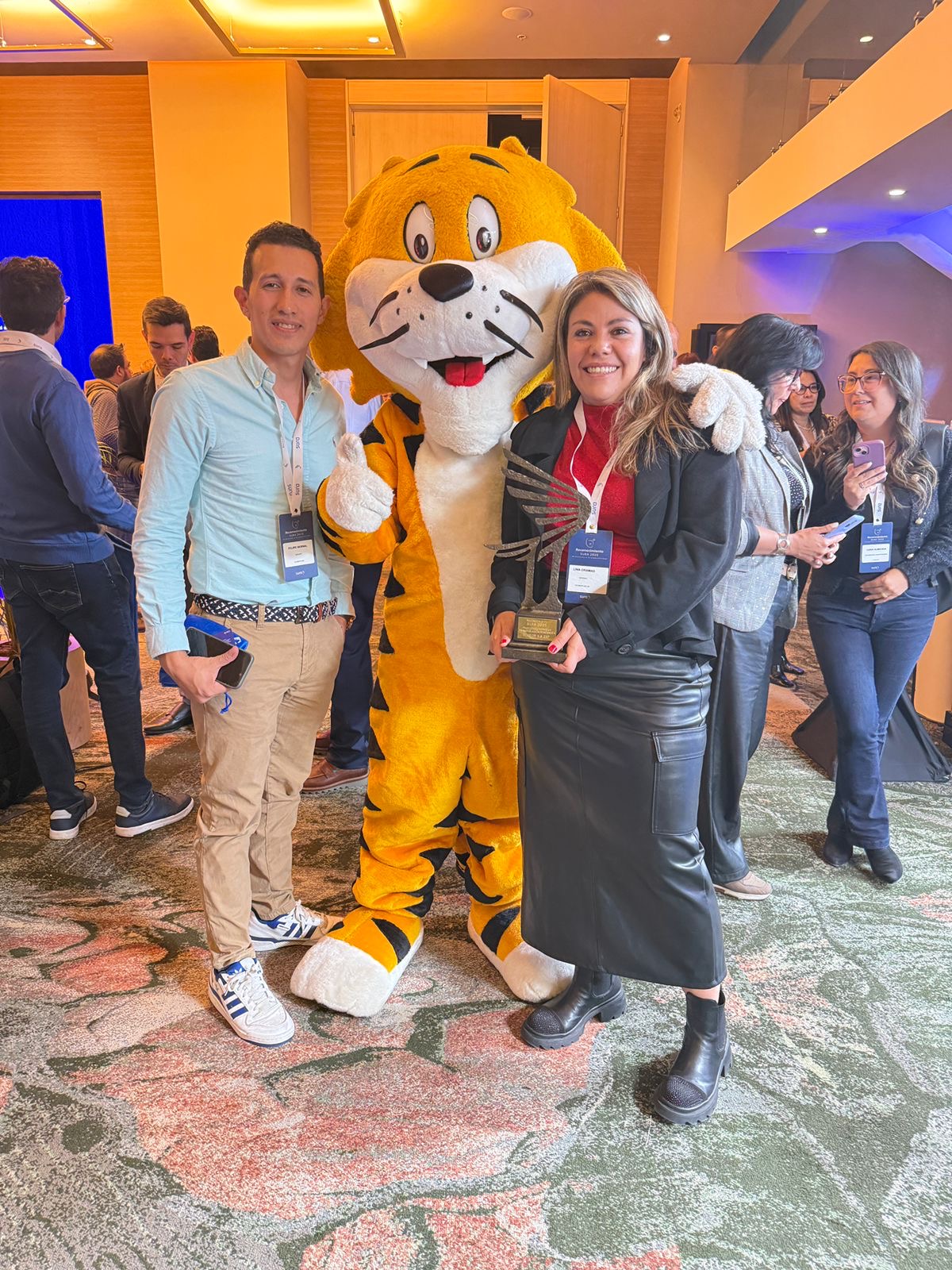 07006150 dcde 47a2 a01b cbed5e944474