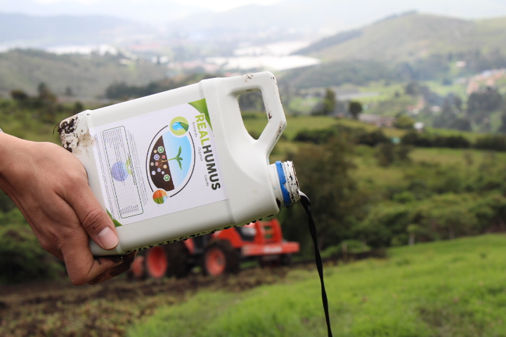 Fertilizante orgánico natural derivado de economía circular