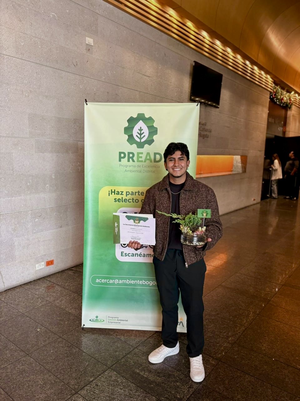 ea749a1f de6f 4ef4 a306 8cf570d3f68d